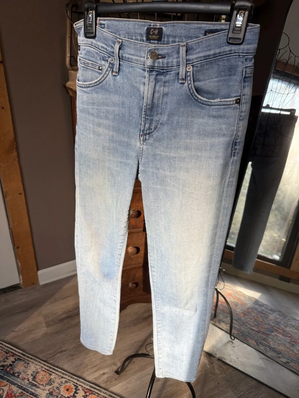 Citizens Of Humanity Light Wash Cropped High-Rise Skinny Jeans - Picture 8 of 9